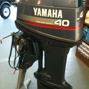 1995 Yamaha 40 HP 2 Cylinder Carbureted 2 Stroke 20″ (Long Shaft) Outboard Motor